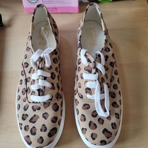 Keds platform leopard print sneakers Size 8